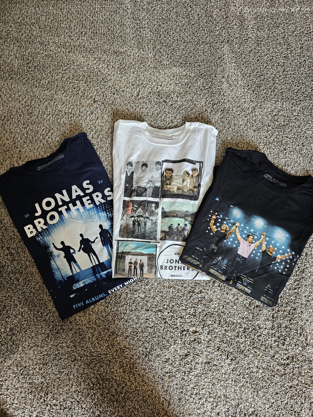 Jonas Brothers 2023 THE TOUR Merch 3-pack T-shirts